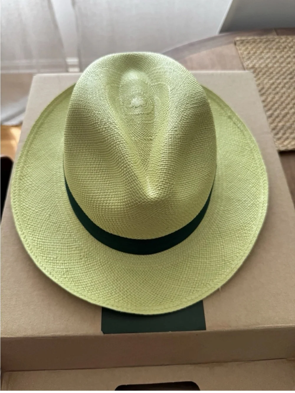 Casa Montecristi Straw Fedora hat Women/Men Light Green w. Dark green Brim XL/L
